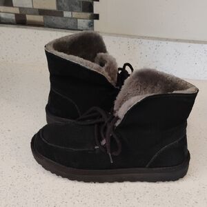 UGG Black Suede Winter Boots Size 9 Women